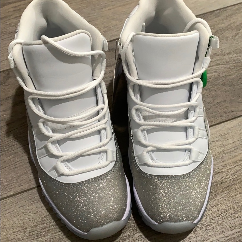 Glitter Jordan 11